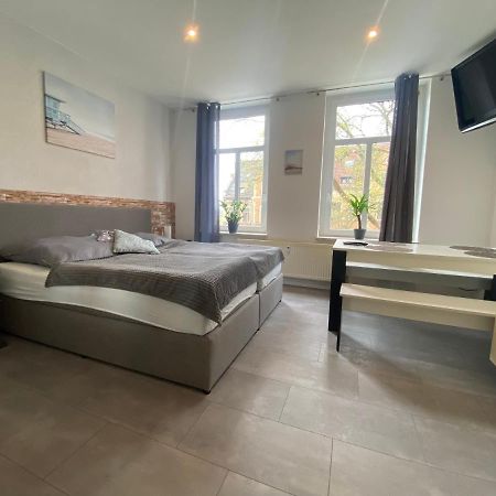 Ferienwohnung "Greizer Strasse 26" Райхенбах-им-Фогтланд Екстериор снимка